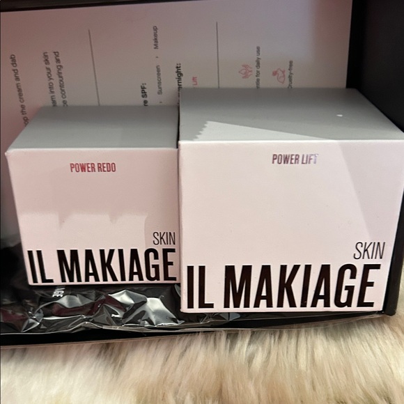 IL MAKIAGE Skin Power Redo and Lift Set in White and Black. New in box - Picture 1 of 1